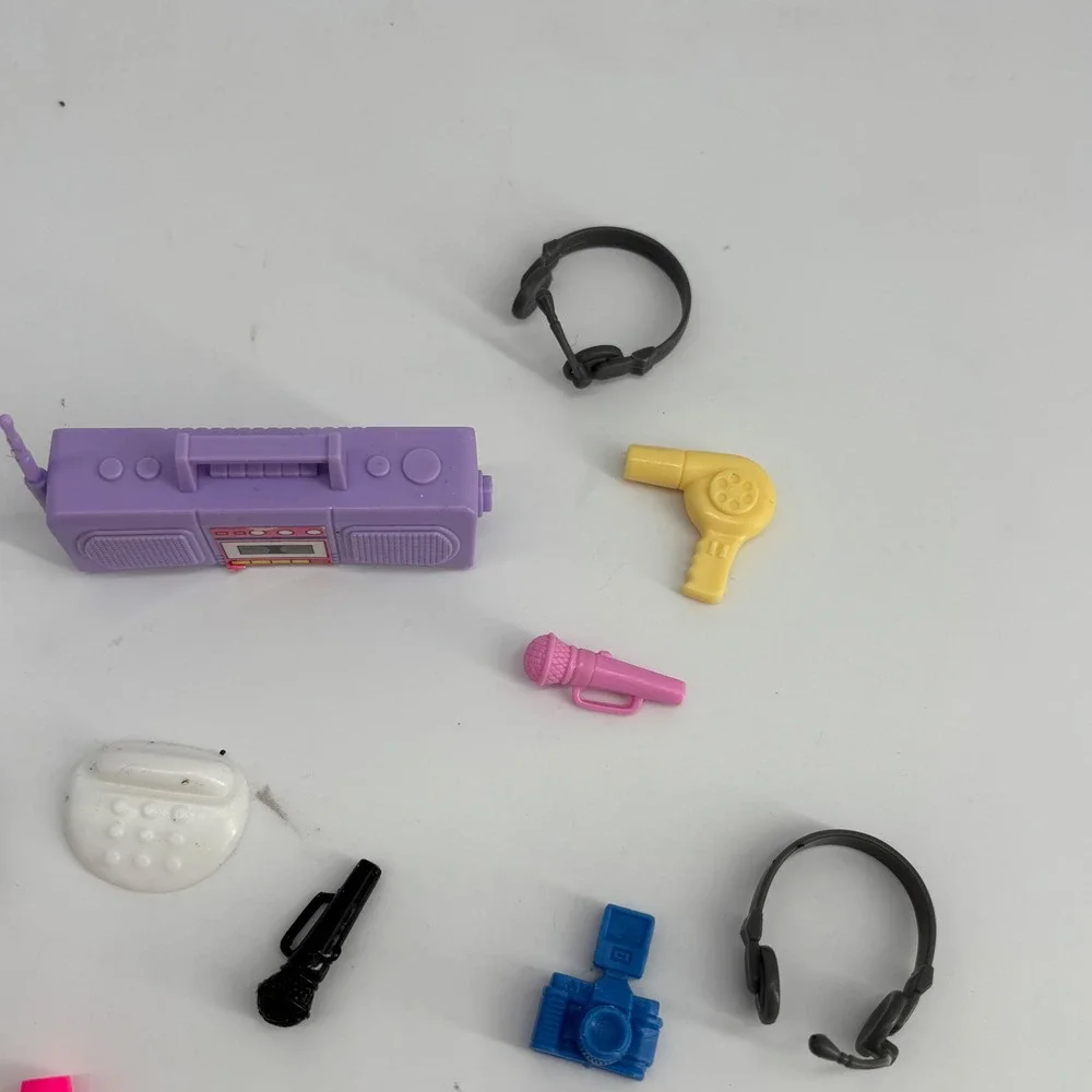 Mattel type doll